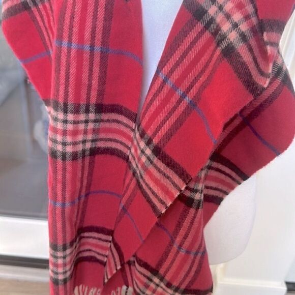 Cashmere Feel brand Scotland scarf wrap plaid soft warm like new - Picture 2 of 5